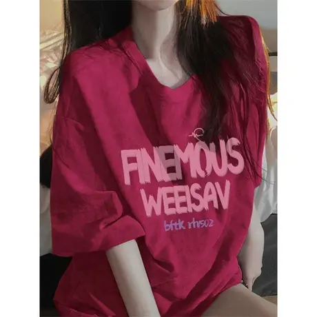 别致独特多巴胺穿搭短袖T恤女夏季新款设计感火龙果色正肩上衣ins图片