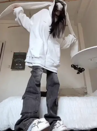 兔耳朵连帽开衫卫衣女春秋薄款小众设计感宽松oversize慵懒风外套图片