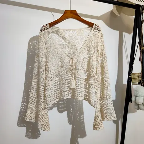 勾花镂空针织罩衫女夏外搭新款波西米亚海边度假风长袖上衣防晒衫图片