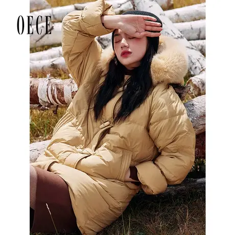 Oece冬新款女减龄学院牛角扣连帽羽绒服中长款外套商品大图