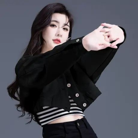 黑色夹克外套女短款机车服2023新款秋季街头设计感开衫小个子上衣图片