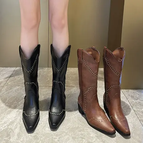 2023欧美新款复古尖头铆钉中古靴高跟套筒西部靴高筒及膝时装靴女图片