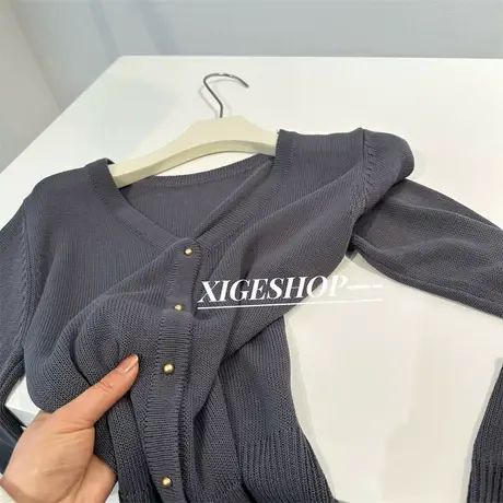 小金豆单排扣V领针织开衫女春季新款显瘦内搭短款小个子上衣打底商品大图