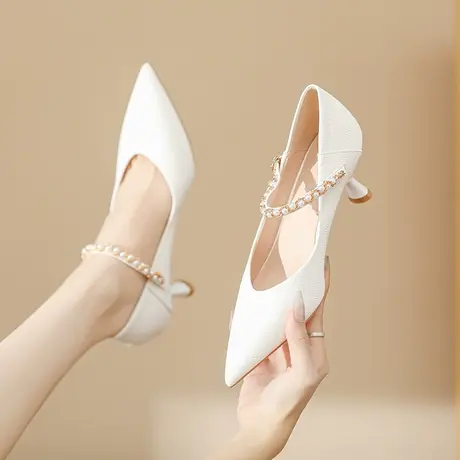 高跟鞋女2024春秋季百搭新款法式少女尖头珍珠一字扣细跟气质单鞋商品大图