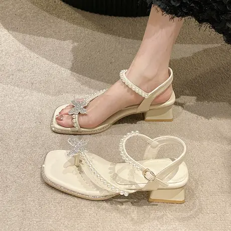 仙女风珍珠凉鞋女2024年夏季新款中粗跟时装鞋一字扣配裙子罗马鞋商品大图