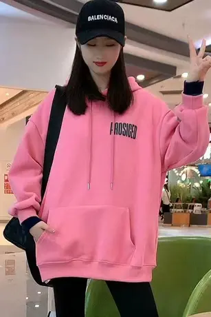 2023秋冬新款连帽加绒卫衣女宽松卡通字母印花简约加厚上衣ins潮图片