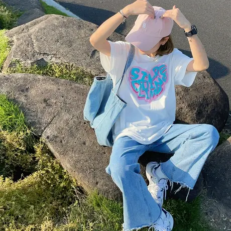 红续原创港风ins2023新款韩版字母发泡宽松纯棉短袖T恤女上衣百搭图片