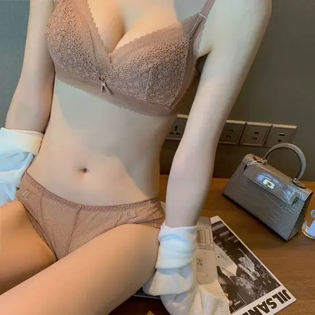 内衣女小胸聚拢无钢圈收副乳上托文胸套装薄款bra性感蕾丝莫代尔商品大图