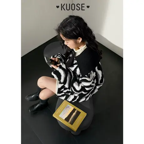 阔色斑马纹加绒羊羔毛大衣毛毛外套女2023秋冬新款短翻领仿皮草图片