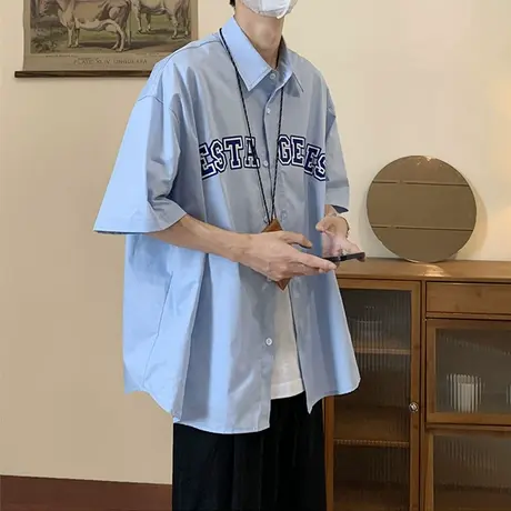 港风短袖衬衫男夏季ins潮牌半袖衬衣休闲宽松痞帅翻领外套薄上衣图片