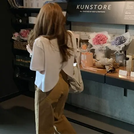 夏装新款短款T恤女韩版宽松大码时尚后背开叉露腰体恤衫打底上衣图片