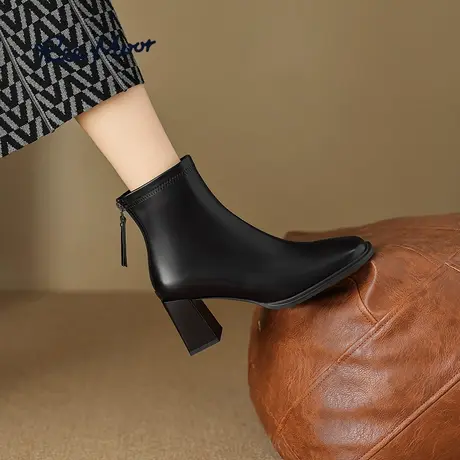 REEMOOR睿慕冬季23新款法式气质高跟白色短靴女方头粗跟小踝靴图片