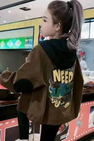 2023年春秋新款女装短款连帽牛仔外套女宽松小个子流行夹克上衣潮商品大图