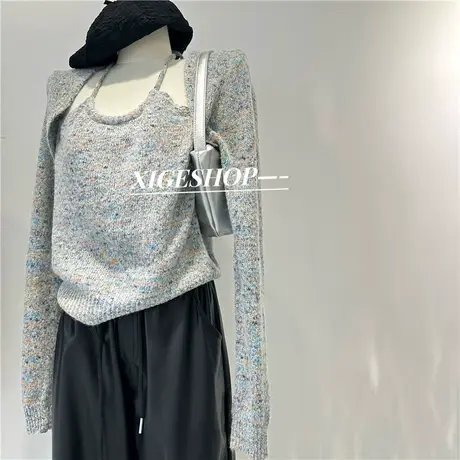 假两件彩色纱线挂脖毛衣女秋季新设计感短款小众长袖软糯针织上衣图片