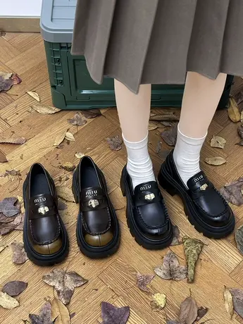 2024年新款春季乐福鞋英伦风厚底小皮鞋女金币一脚蹬复古单鞋女商品大图