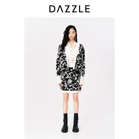 DAZZLE地素奥莱23春新款黑色兔巴哥联名提花针织羊毛混纺毛衣外套商品大图