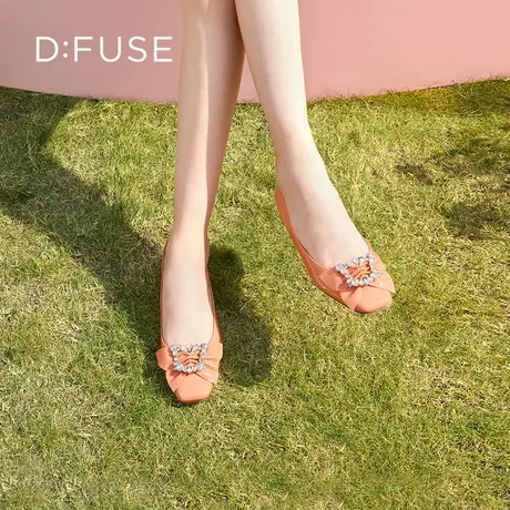 【廖廖粉丝专享】DFuse方头漆皮蝴蝶结钻扣低跟单鞋DF31111252图片