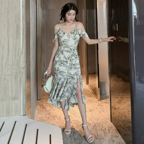 2023夏装新款简单大方的晚礼服优雅淑女性感印花薄款吊带连衣裙子商品大图
