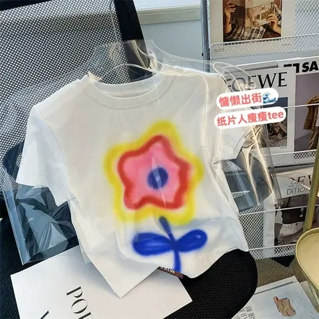 日系花朵印花短袖t恤女夏季ins潮牌设计感小众别致辣妹短款上衣服图片