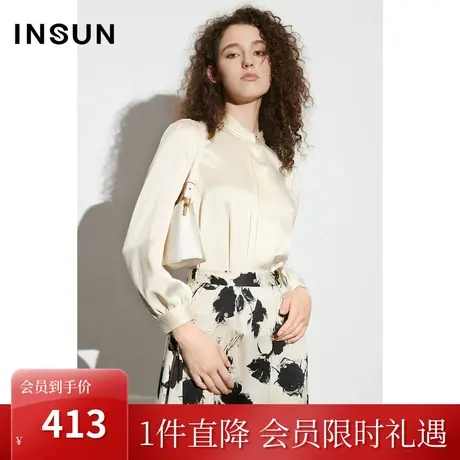 恩裳COVER2023年春款新款缎面暗肌理泡泡格纹优雅小圆领褶皱衬衫图片