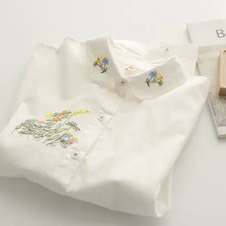 2023年春季文艺小清新花朵刺绣纯棉白衬衫女学生长袖百搭打底上衣图片