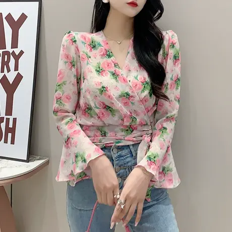 漂亮印花网纱长袖女夏季薄款防晒衫性感交叉V领上衣休闲喇叭袖T恤图片