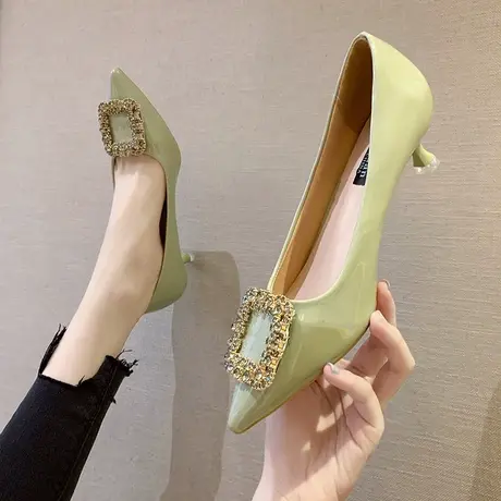 高跟鞋女2024年新款夏天百搭网红水钻扣浅口尖头小跟单鞋细跟皮鞋图片