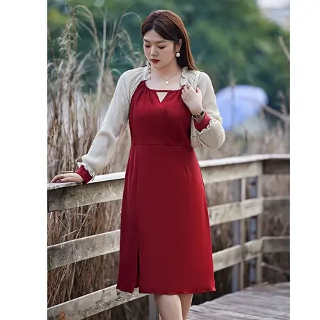 2024年春装小心机V领气质显瘦胖mm长袖收腰开衩大码连衣裙本命年商品大图