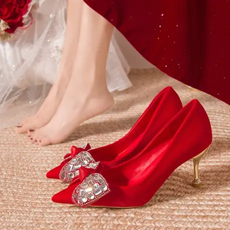 法式水钻红色结婚鞋新娘鞋女2023新款中式敬酒秀禾服不累脚高跟鞋图片
