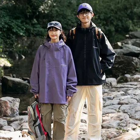 雅鹿防水秋冬季外套冲锋衣男女2025新款情侣户外防风夹克登山服潮商品大图
