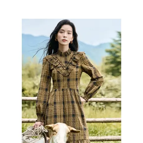 田园复古格子连衣裙2023秋女装新款设计感花边木耳边领中长裙图片