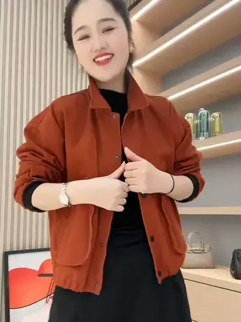 2023早秋新款牛仔大口袋设计款纯色女装宽松遮肉显瘦洋气短外套潮图片