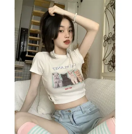 猫咪印花修身白色短袖T恤女夏季甜辣露脐短款bm风正肩打底上衣潮图片