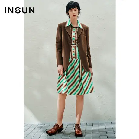 INSUN恩裳春季零染环保凉感正肩西装外套图片