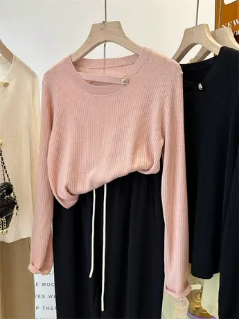 韩国高品质金属扣镂空圆领薄款天丝针织衫女 洋气性感春装打底衫商品大图