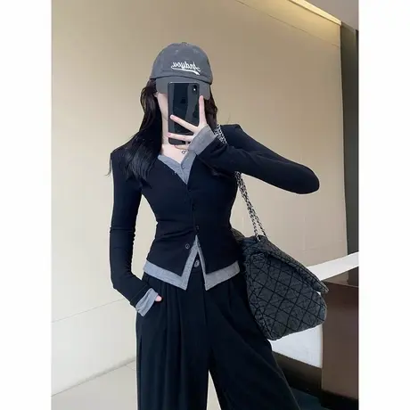 黑色假两件V领长袖T恤女早秋新款大码胖mm打底衫显瘦针织开衫上衣商品大图