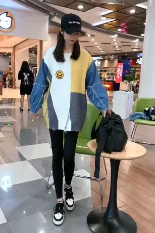 设计感牛仔袖拼接毛衣女秋冬2023新款韩版宽松拼色流苏针织衫外穿商品大图