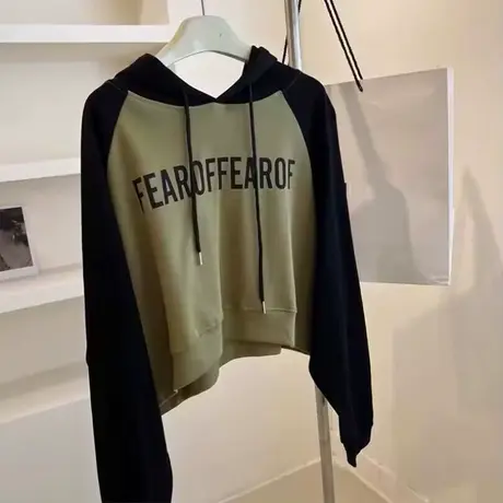 小个子短款插肩袖卫衣女春秋薄款百搭宽松显瘦撞色拼接连帽上衣服图片