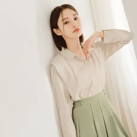 桔熊春秋季通勤纯色设计感拼接翻领衬衫长袖上衣女装大码AB17656商品大图