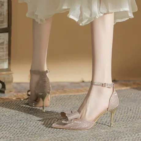 水钻蝴蝶结高跟鞋女2023年春季新款法式一字扣带气质细跟尖头单鞋图片