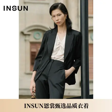 INSUN恩裳夏季三醋酸褶皱品质感背心商品大图