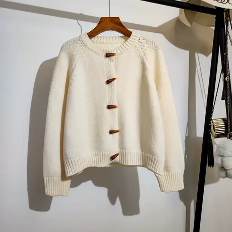 牛角扣针织开衫女秋冬新款宽松韩版圆领百搭时尚气质短款毛衣外套商品大图