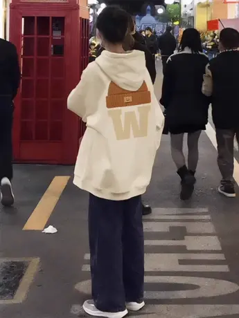 杏色hiphop潮牌卫衣女秋冬加绒上衣ins潮大码复古风显瘦连帽外套商品大图