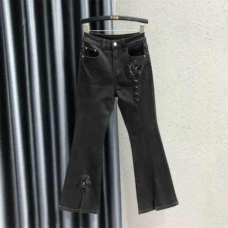 欧货黑色立体花朵装饰牛仔微喇裤女2023秋装新款高腰弹力开叉裤子商品大图