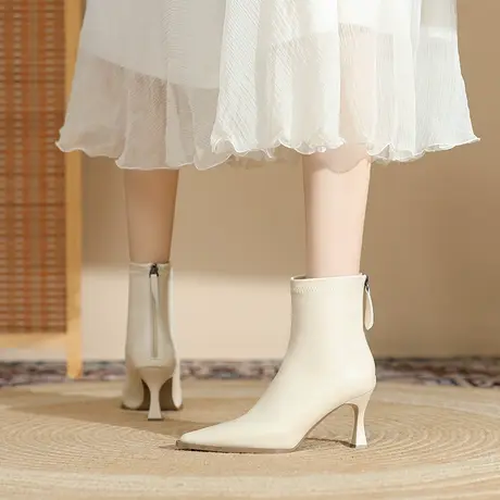 韩版高跟短靴女2023年秋冬新款百搭尖头显瘦马丁靴性感漆皮小皮靴图片