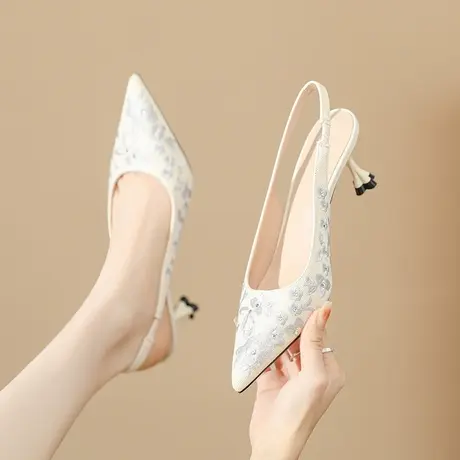 尖头单鞋女中跟2024新款设计感小众名媛细跟后空仙女风包头高跟鞋图片