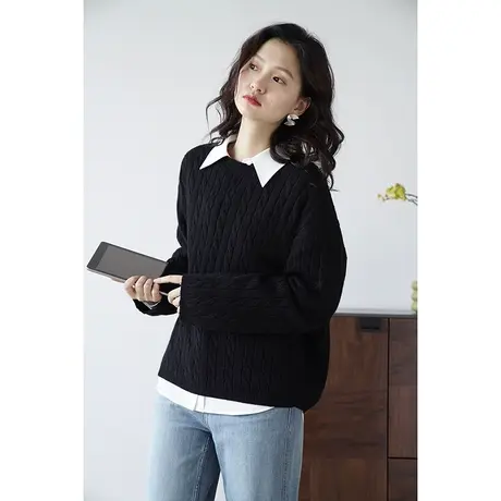 嘉茱莉2023秋季新款麻花羊毛针织上衣女宽松圆领套头针织衫慵懒风图片