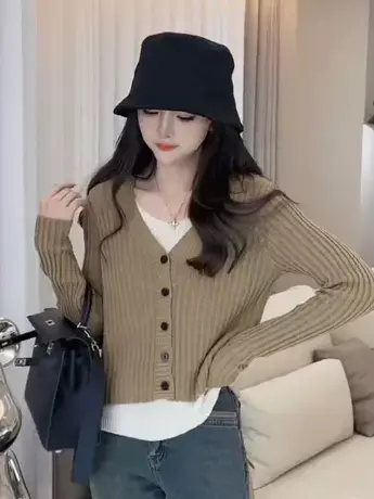 2023秋季新款小众设计感长袖上衣洋气休闲假两件修身针织衫上衣女商品大图