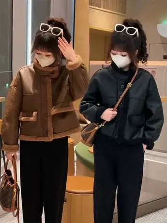 2023冬季新款韩版复古短款皮毛一体羊羔毛加厚机车服小个子外套潮图片