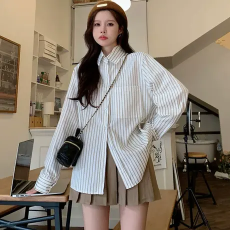 条纹衬衫女秋冬宽松韩版设计感小众上衣法式别致长袖衬衣开衫外套图片